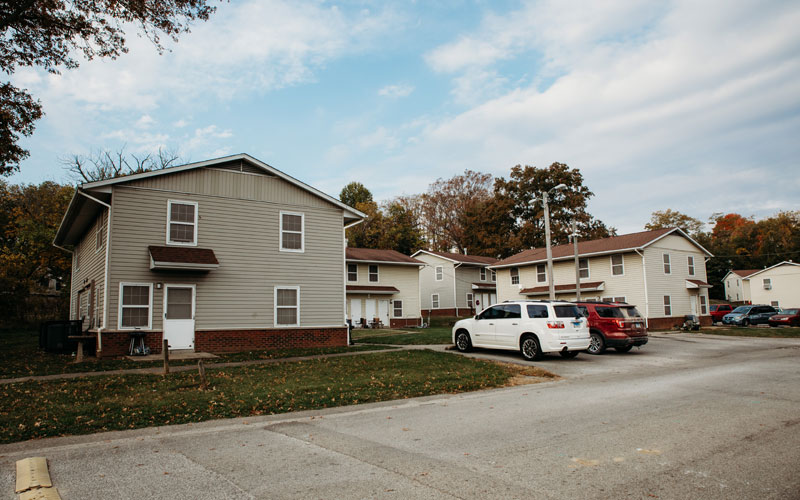 A picture of grey buildings